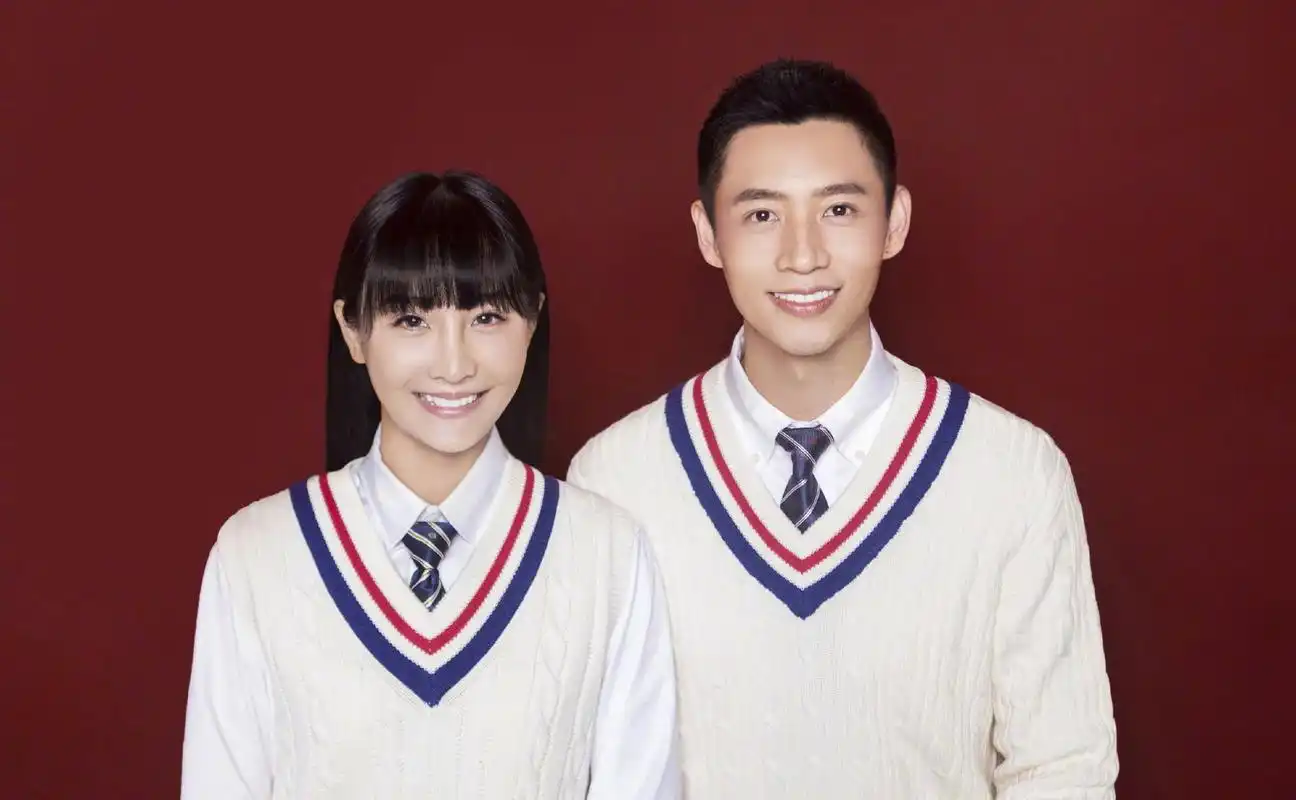 郑恺苗苗结婚 明星夫妇的结婚证件照谁好看 不难发现,其实夫妻之间最