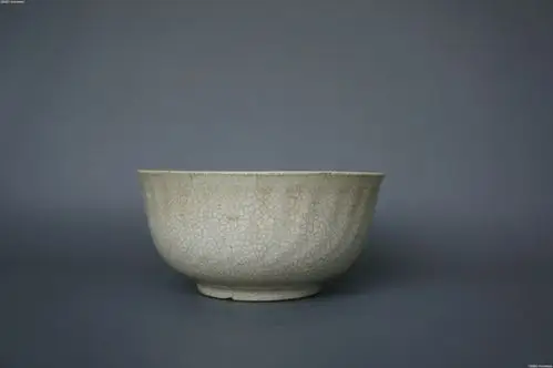 民国 仿哥窑墩式碗