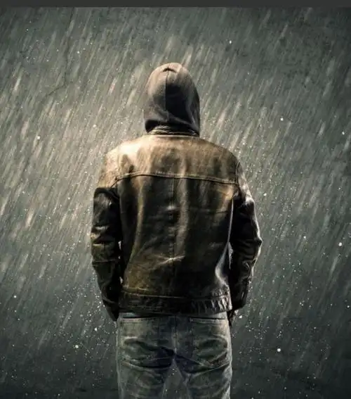 背影,是一道亮丽的风景线;茫茫人海中,不同的背影,都是一个个富有个性