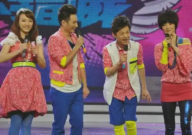 《快乐大本营》的"大龄剩女"终于恋爱了,"妈妈粉"放心了