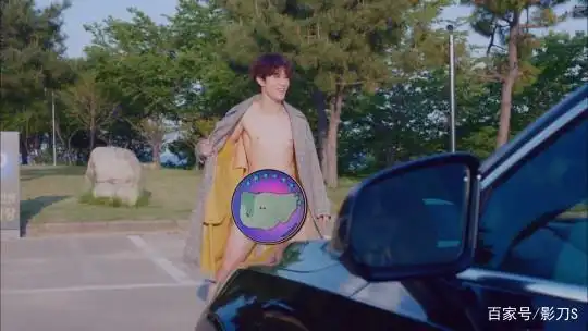 金秀贤新剧被投诉尺度过大,网友:摸一把腹肌尺度就大了