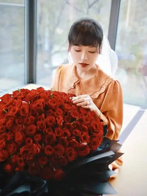 人全过不来,于是就变成了房间里的简易版 [破涕为笑] anywa