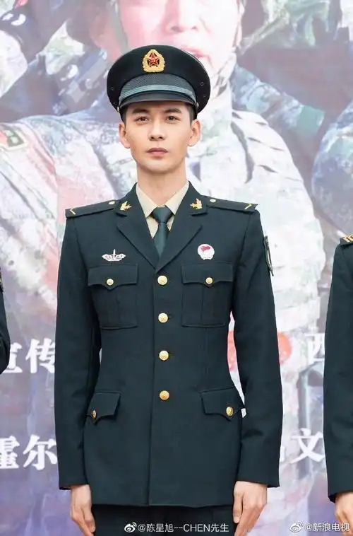 欢迎带图安利你最爱的男星军装照