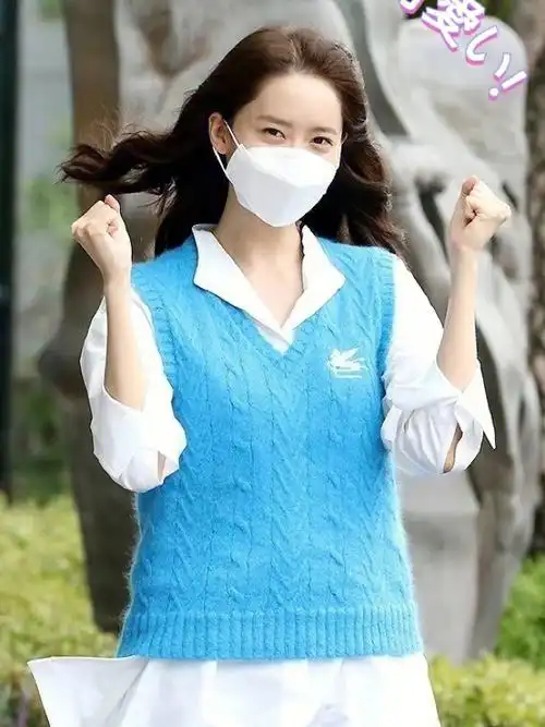 林允儿最近状态私服