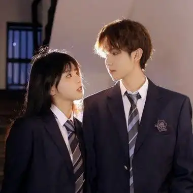 qq情侣头像真人版双人霸气,拽上那么一拽就会有人喜欢