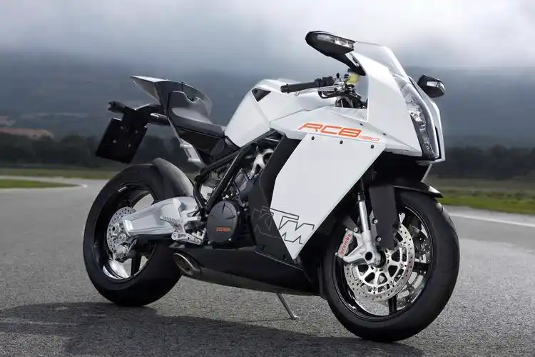 ktm rc8 r 2560*1600 - 摩托图片资料 - 摩托车网站 摩托车 机车文化