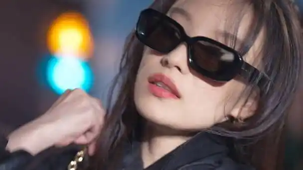 演员及品牌代言人@倪妮v续写#guccieyewear#2024春夏眼镜系列新篇章