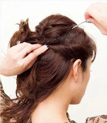 长方脸的盘头方法 长方脸日常盘发图解(2)