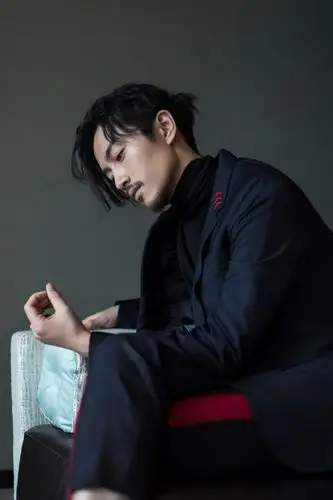 陈晓最新成熟魅力写真帅气图片