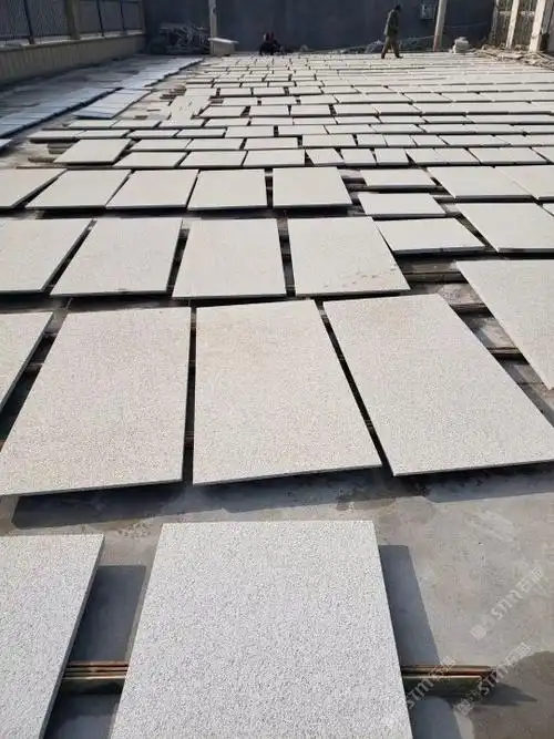 山东黄金麻光面荔枝面 .