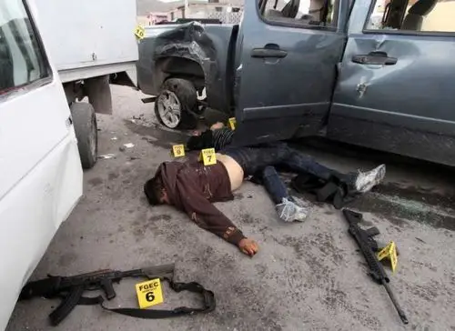 墨西哥棒球场发生枪击3死1伤 吓坏球员球迷(组图)