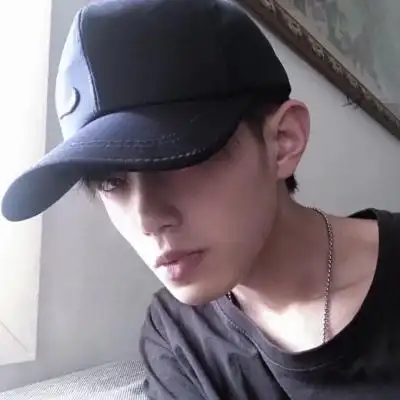 沫兮成熟超酷气质男生头像