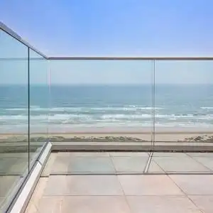 玻璃楼梯扶手无框卡槽铝合金阳台栏杆简约时尚室内家用不锈钢护栏