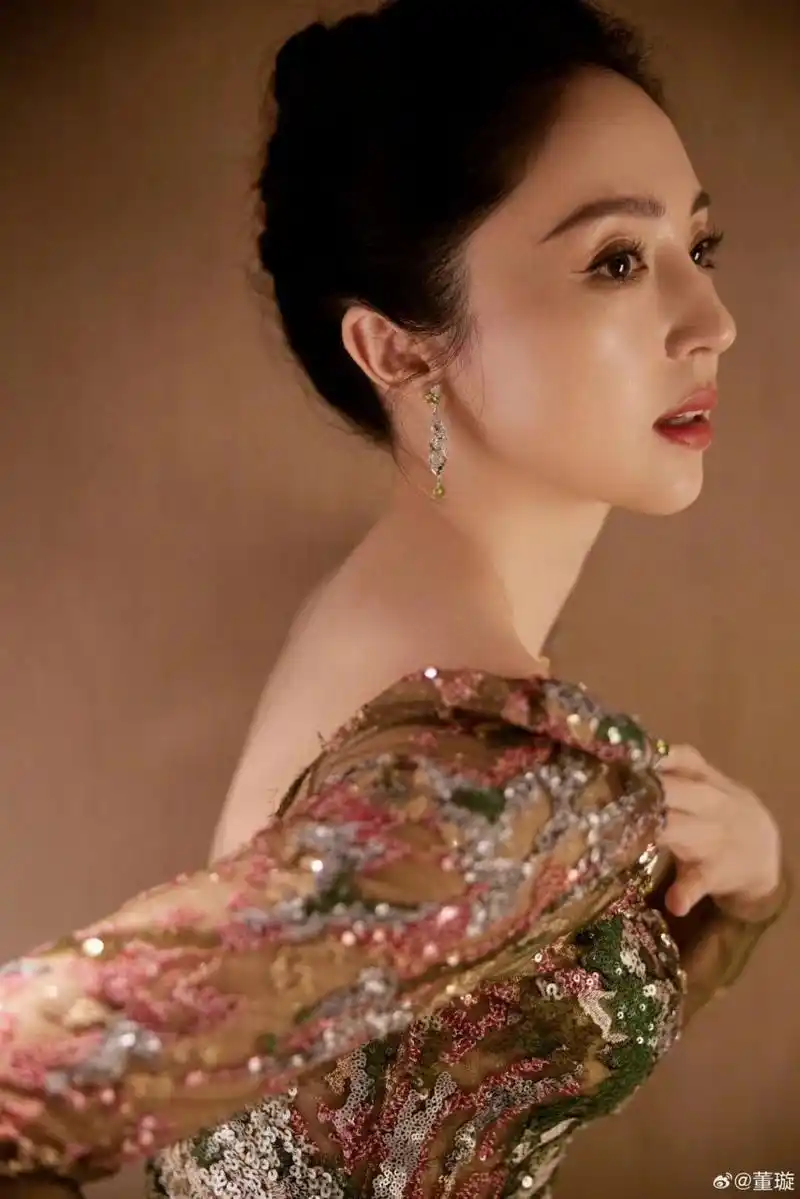 大美女——董璇