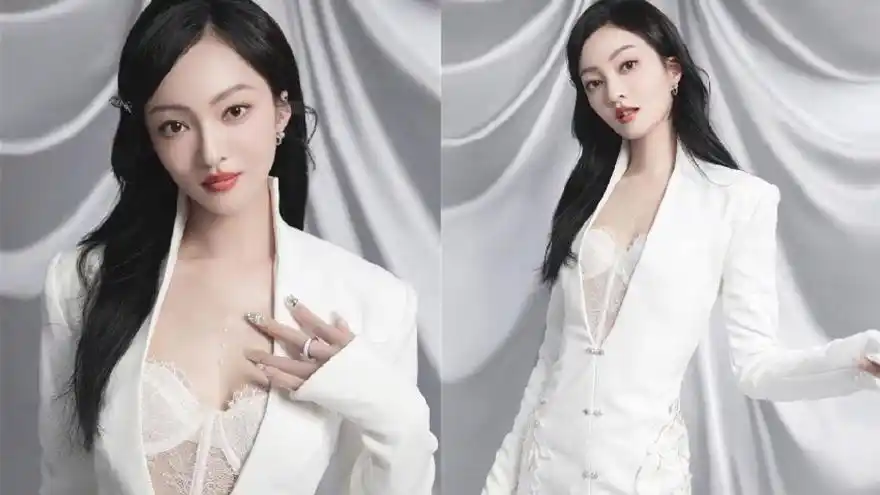 张韶涵晒九宫格美照 白西装配轻纱飒爽不失优雅