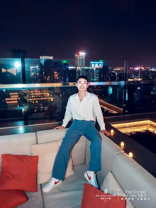 在西安丽思卡尔顿重回了盖茨比的奢华时代