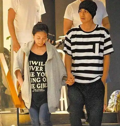 原创周渝民因流星花园而成名他与妻子喻虹渊低调地幸福着