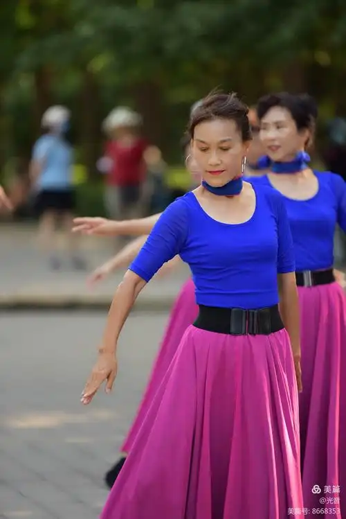 20200905玲珑公园广场舞