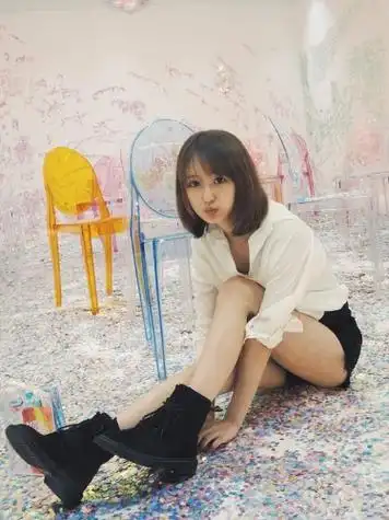 迷人nba小七自爆18岁照片判若两人因不穿短裤令球迷遐想