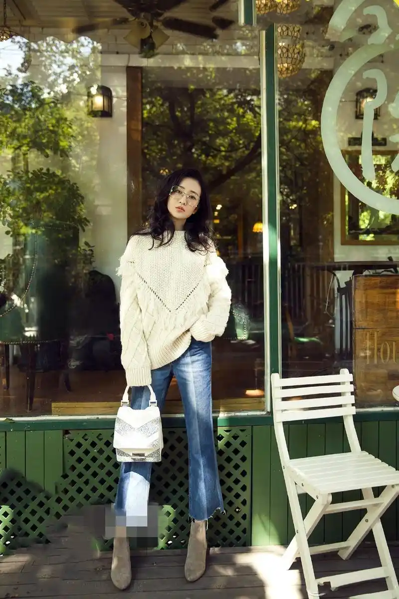 王鸥牛仔裤穿的忒高明大长腿不输刘雯网友难怪刘恺威把持不住