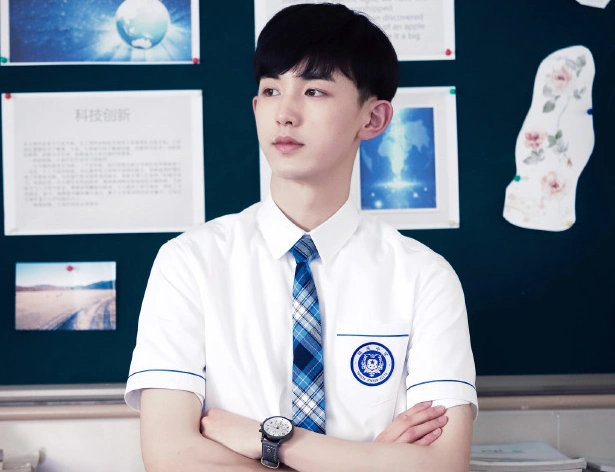 少年派开启高甜撒糖模式钱三一自行车加后座林妙妙主动要求被载