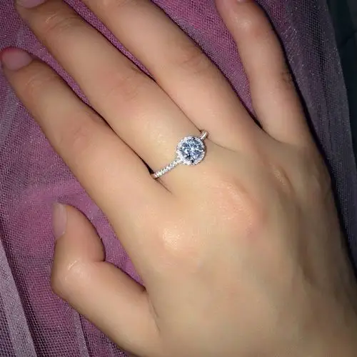 onevan一克拉钻戒女仿真莫桑石结婚戒指不掉色锆石高端气质四爪 内径