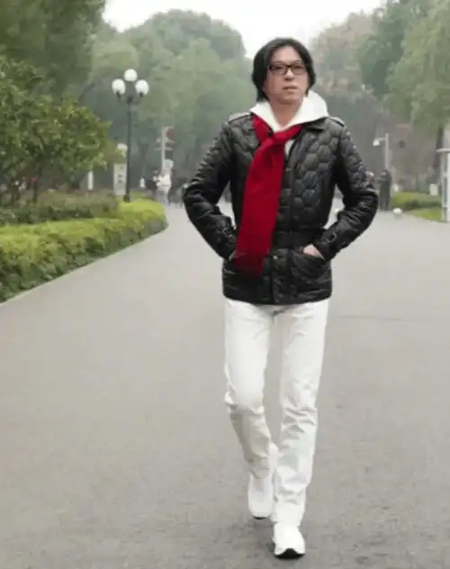 高晓松减肥成功矮大紧秒变高富帅和贾玲蛮有夫妻相