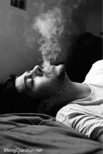 韩少功《日夜书》名言:男人的忧伤简直就是青铜色的辉煌