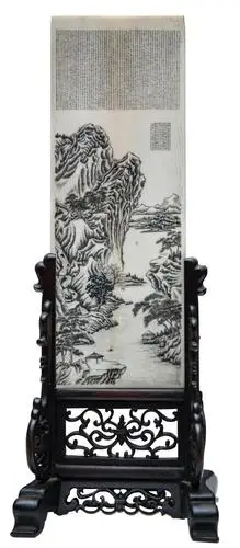 于硕象牙微雕于硕生于清朝末年(1873年),扬州人,擅长书画,浅刻工艺