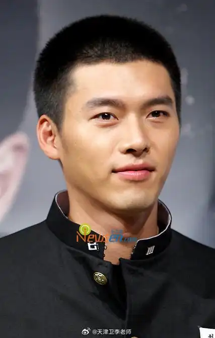 玄彬超话#玄彬##玄彬电影哈尔滨#2009年6月17日下午玄彬出席在首尔清