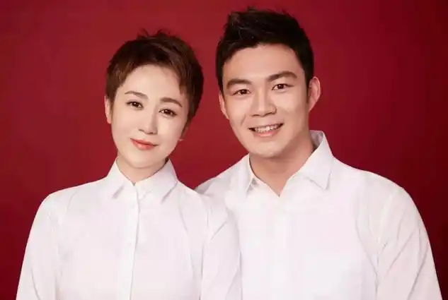 杨丞琳被求婚(李荣浩向杨丞琳求婚成功:喜欢一个人,捂