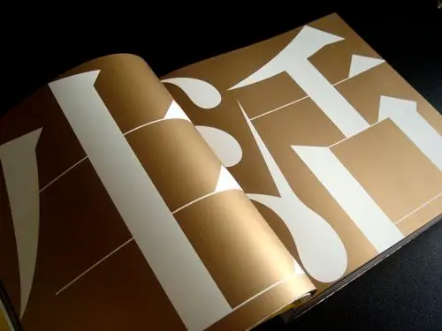 陈幼坚《因中国而生,为中国而活》