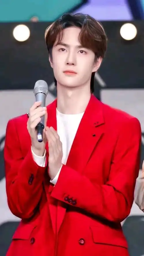 王一博帅气|lofter(乐乎) - 让兴趣,更有趣