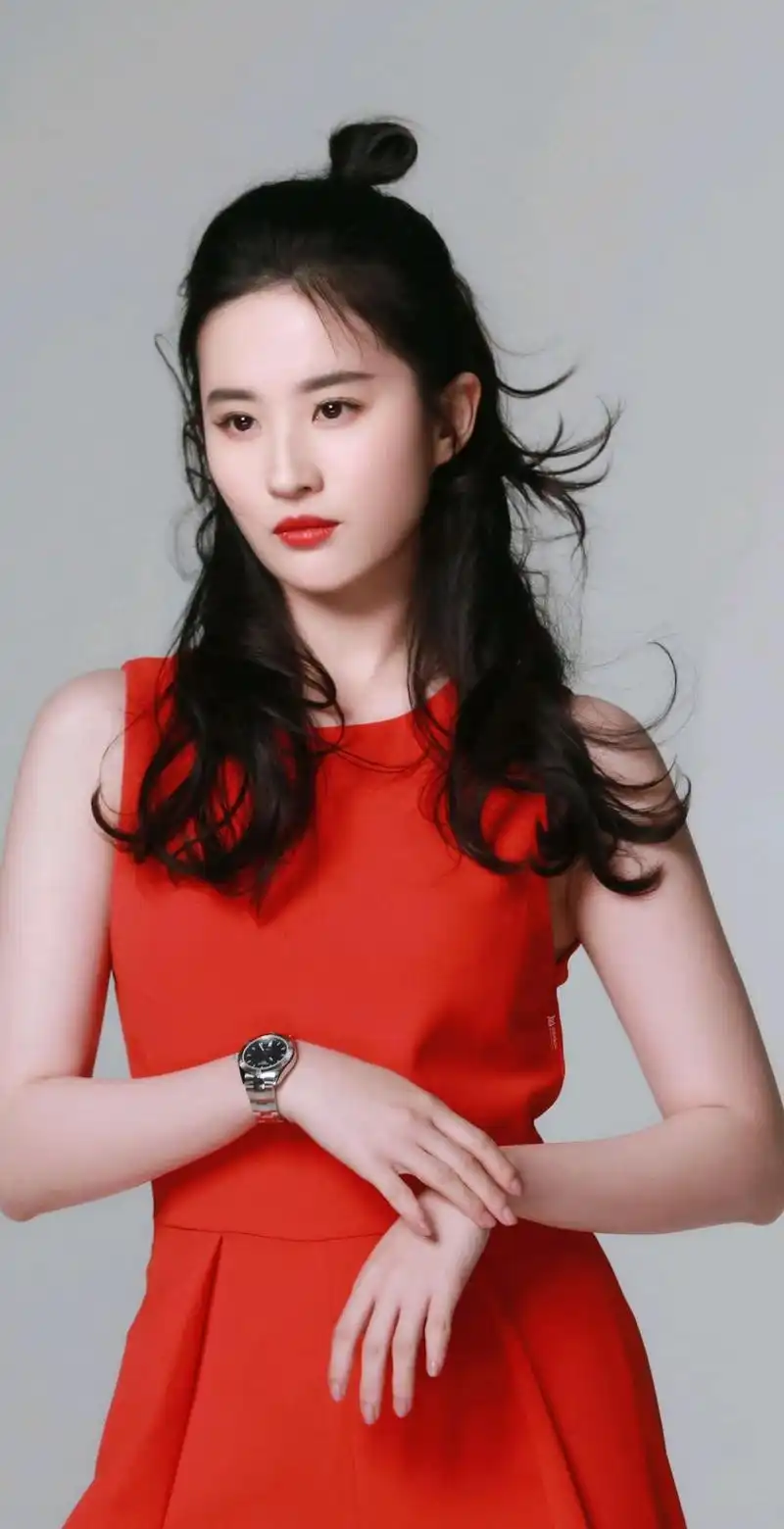 神仙姐姐刘亦菲高清写真图集,肤如凝脂,人间绝色