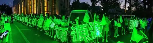 王源高情商获赞金句小王子演唱会彩排再现绿海应援