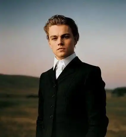 三哥高清直播回放_三哥小视频_三哥神曲 _ 三哥资料大全 - yy live