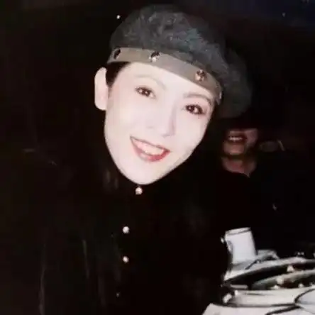 回顾陈岚6岁患白血病18岁被亲妈卖给舞厅凭着性子逆转人生