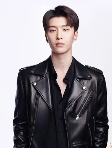 范丞丞方辟谣爆料 否认参加《追光吧哥哥2》_假消息