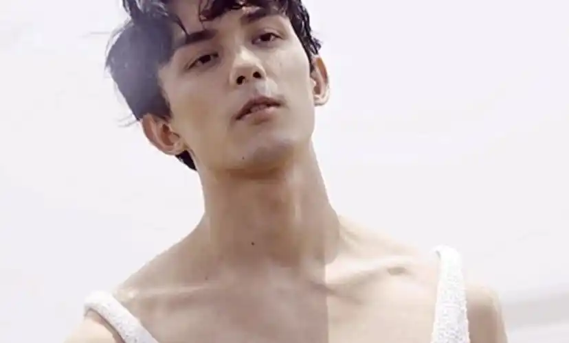 吴磊私下玩得很开