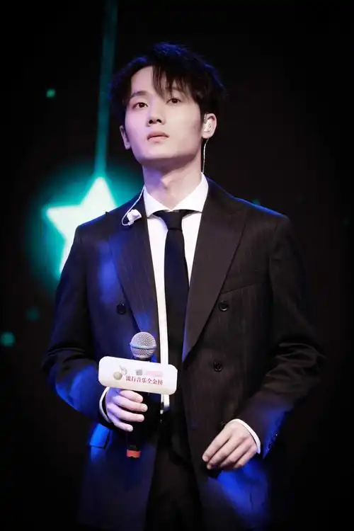 全能唱作才子蒋敦豪现身"音乐面对面"逐梦初心彰显唱作实力