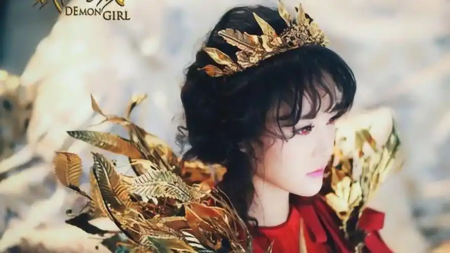 聂倾心遭到校园暴力,被逼跳楼,聂倾城及时出现,张开双翼救了妹妹!