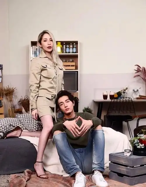 萧亚轩历届男友盘点!