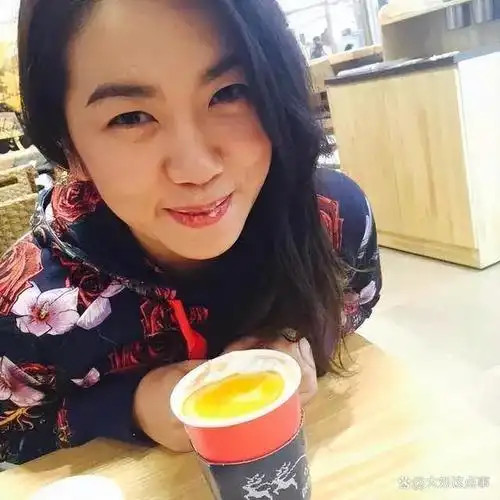 黎明助理阿wing,从平平无奇到天王嫂的逆袭之路