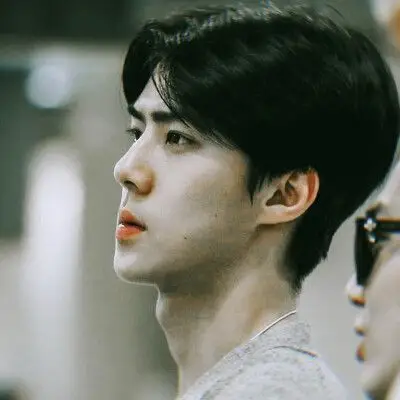 吴世勋微博头像