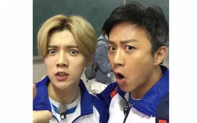 鹿晗手动p生日贺图庆邓超42岁最美的祝福送给你