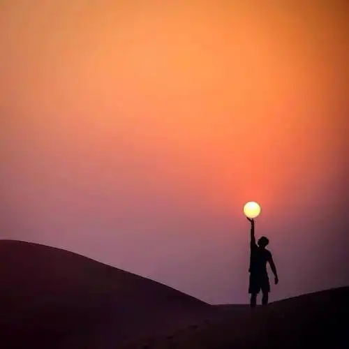 别样的日出风景微信头像