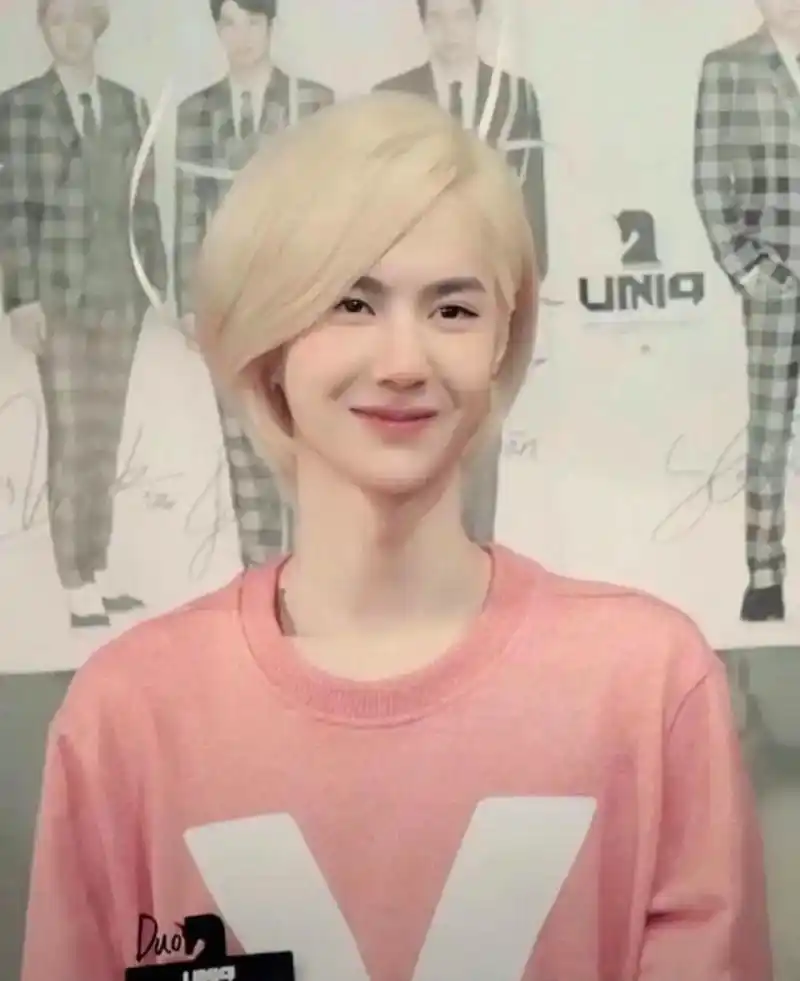 王一博#早期#粉红 #治愈系笑容 早期粉红啵啵,是谁心动了 - 抖音