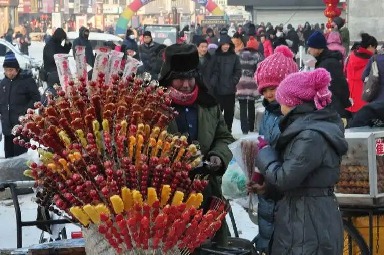 东北农村过年赶大集办年货掠影