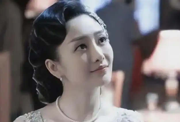 41岁王鸥产后复工裙子都勒不住的赘肉治好了我的身材焦虑