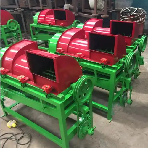 多功能脱粒机采用轴流式滚筒脱离技术和可调风量清选技术,对农作物,清